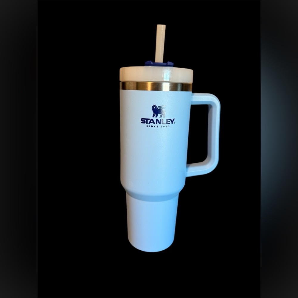 Stanley Cup 40oz Light Blue